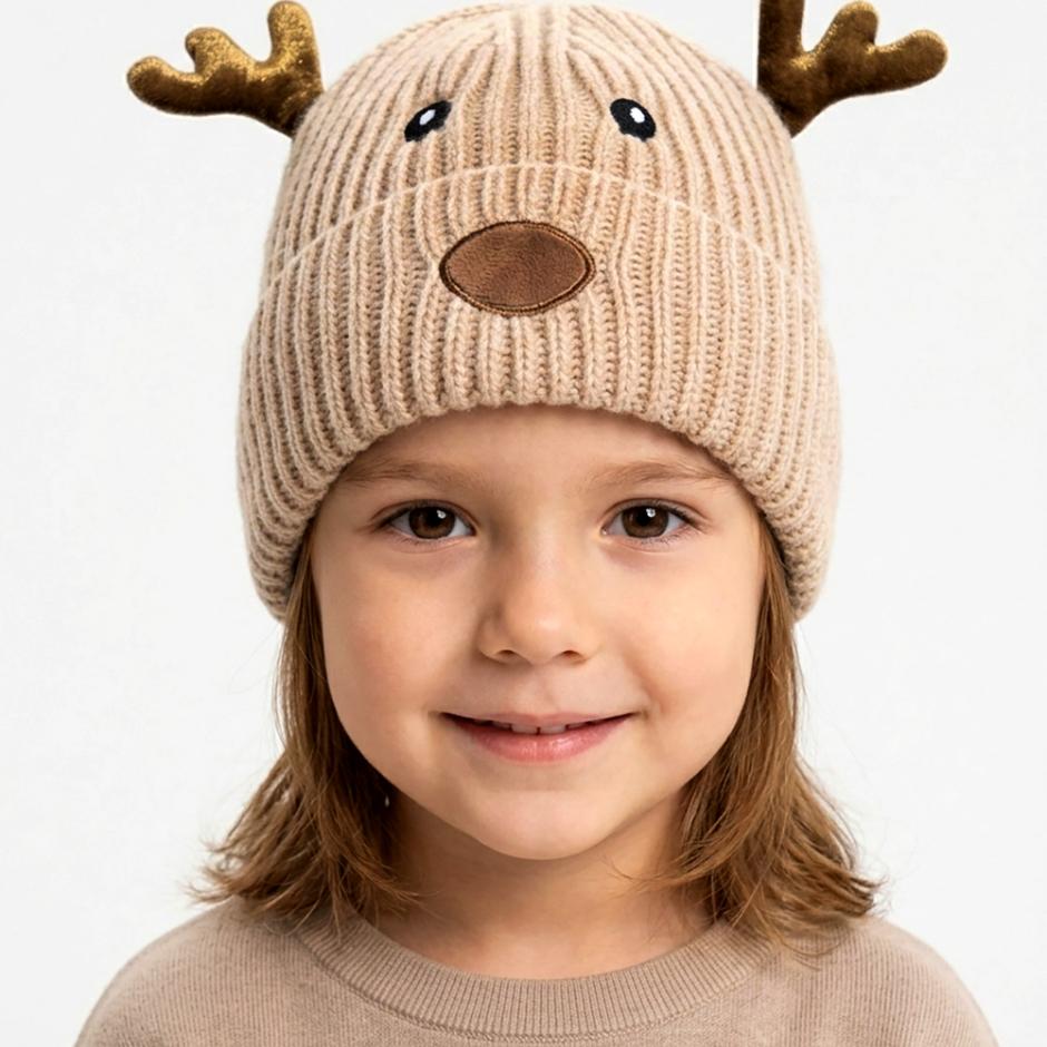 Kids beanie Beige with reindeer