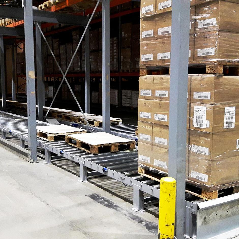 Roller Conveyor Modification For Rotation Roller conveyor with rotation