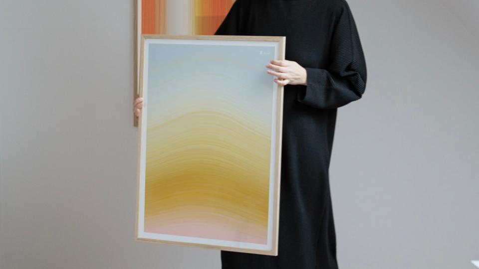 Kaichou (階調). Minimalistic gradient posters.